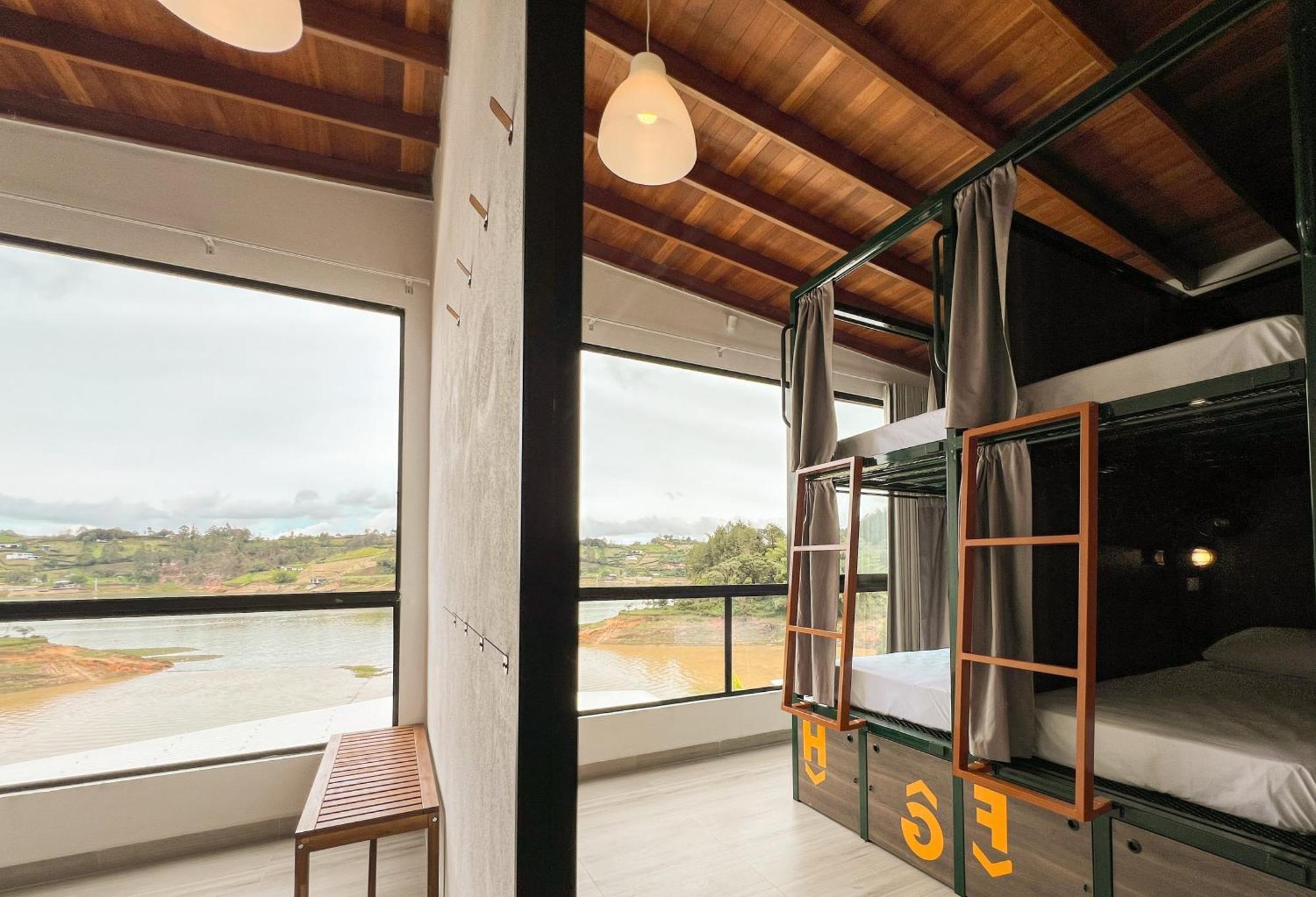 Viajero Guatape Hostel & Lake Club Esterno foto