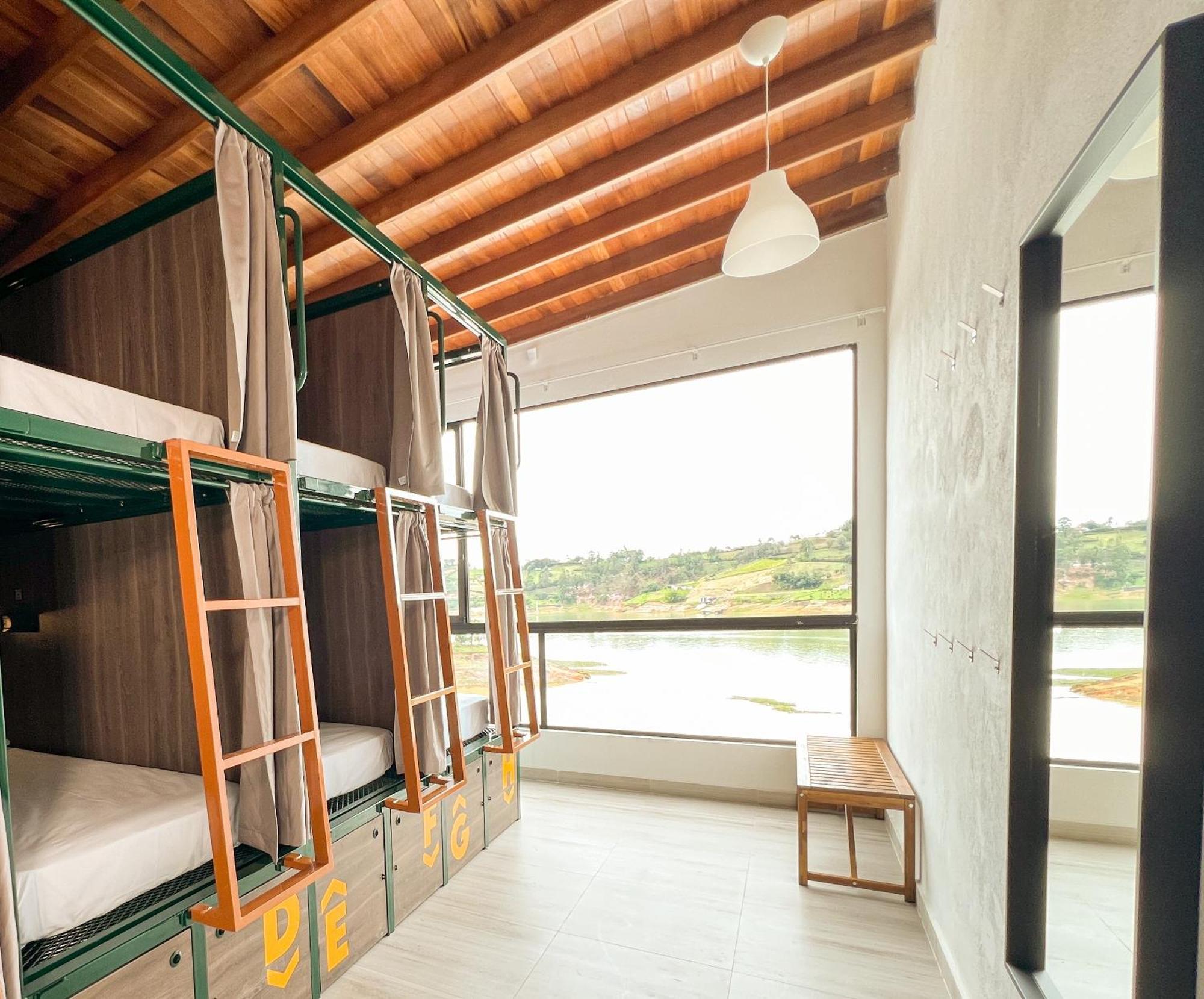 Viajero Guatape Hostel & Lake Club Esterno foto